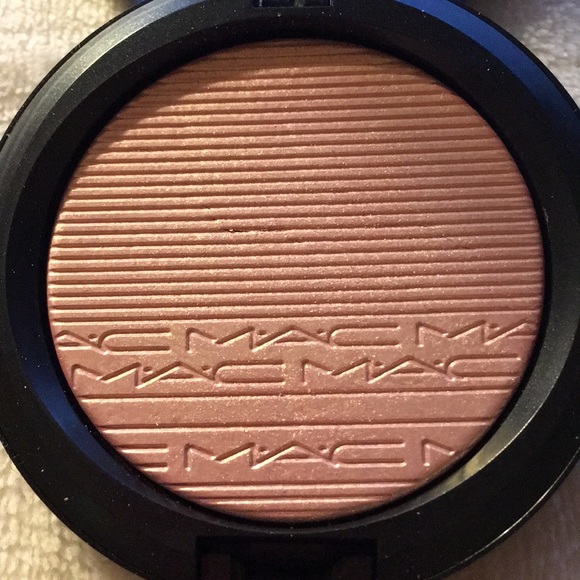 MAC Cosmetics Other - NEW Mac Extra Skinfinish in Beaming Blush
